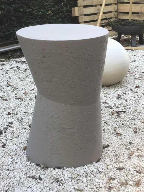 Atelier Vierkant ceramic stool/table K form