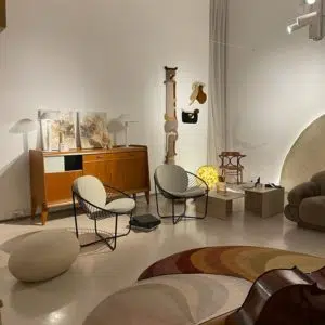 Bonnant chairs