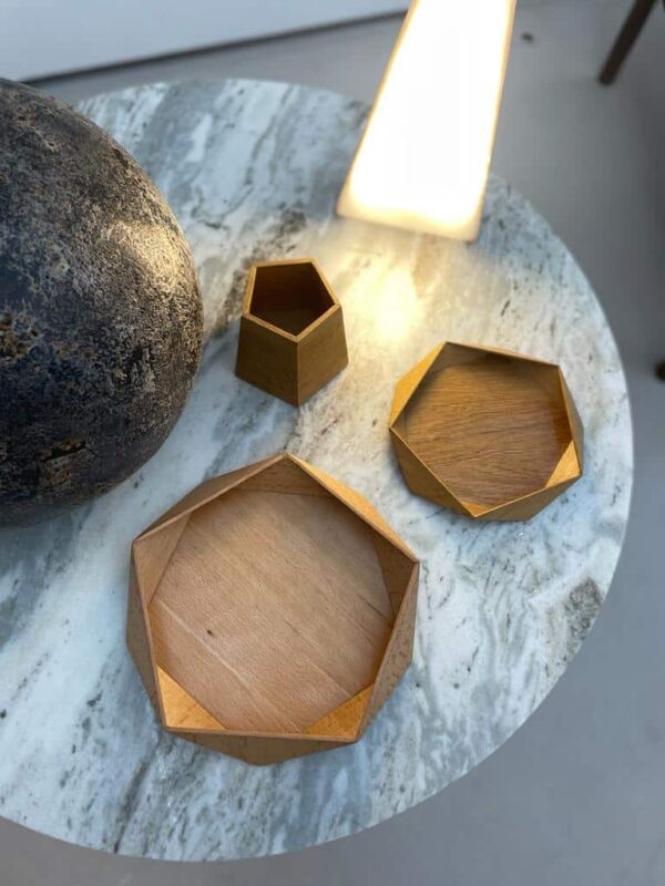 Faceted tray and pencil holder by dorian creation