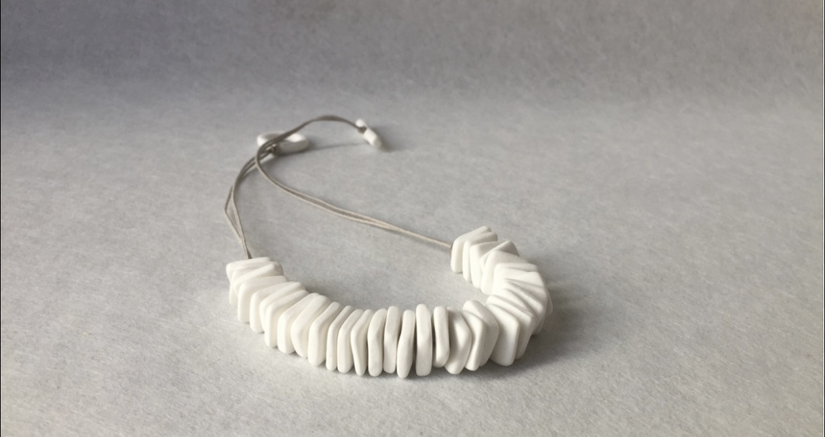 Jewel porcelain